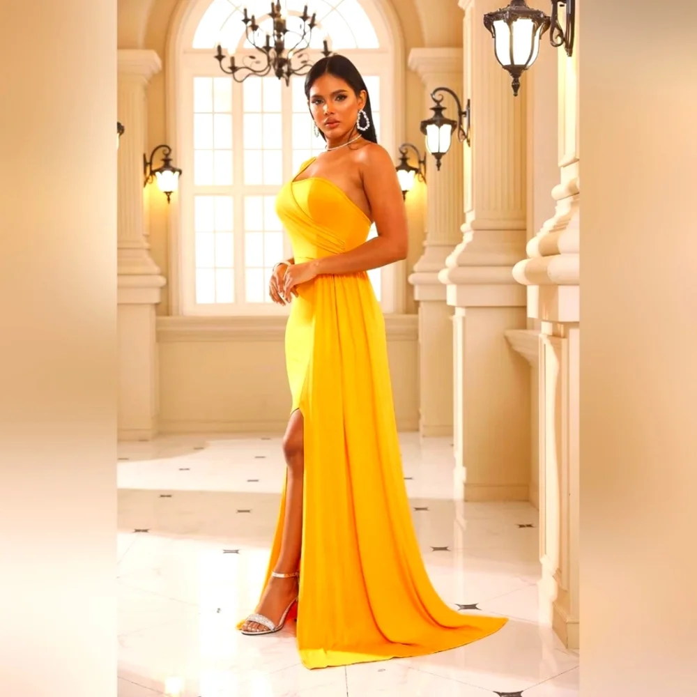 Golden Elegant One Shoulder Sleeveless Maxi Dress - Picture 2 of 6
